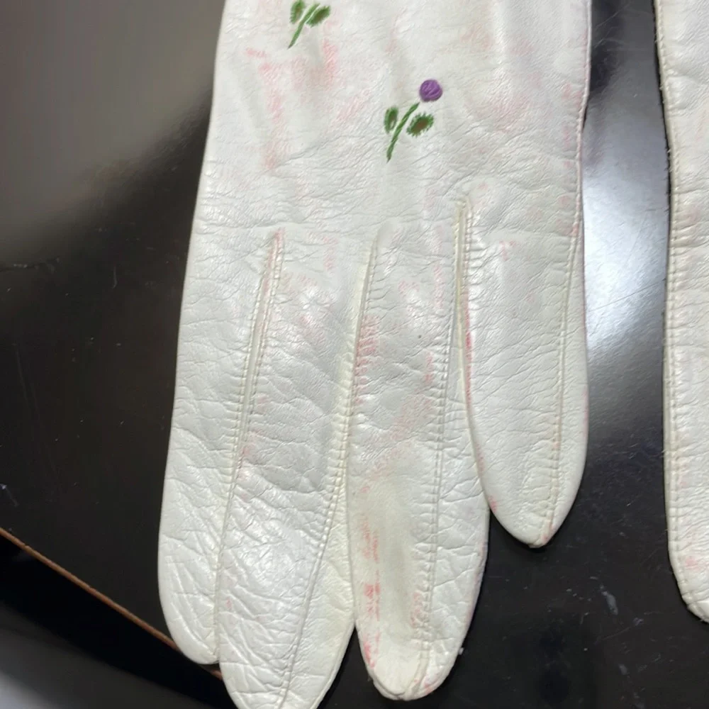 NEW white petite ladies girls leather dress gloves embroidered flower XS vintage